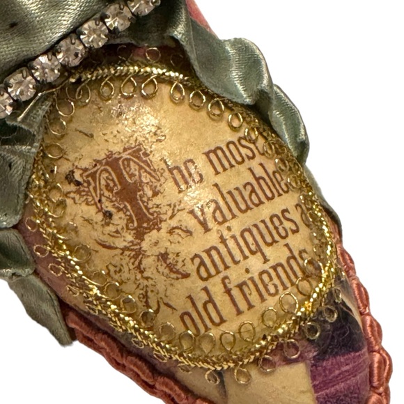 Wayne Kleski Katherines Collection retired Embellished Victorian shoe design - Picture 5 of 9